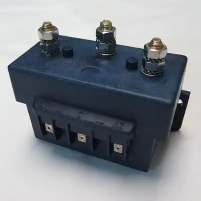 Lofrans 12v Control Box 3 Terminals - Image