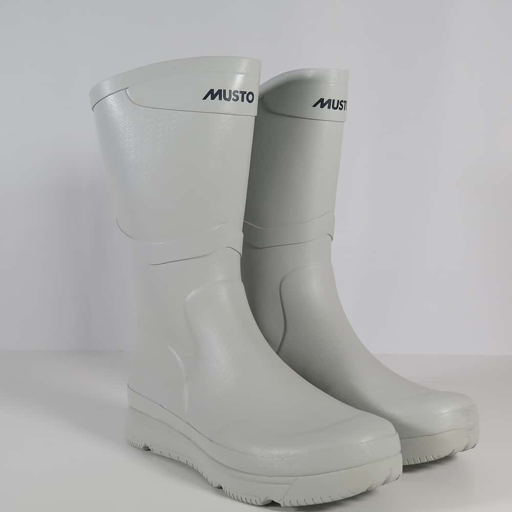 musto ocean water boot