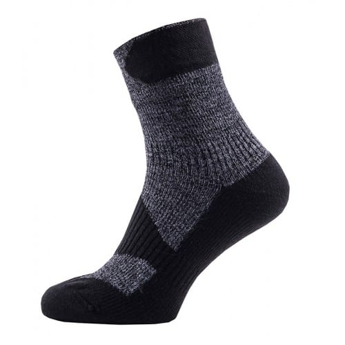 Sealskinz Walking Thin Ankle Sock - Dark Grey/Black