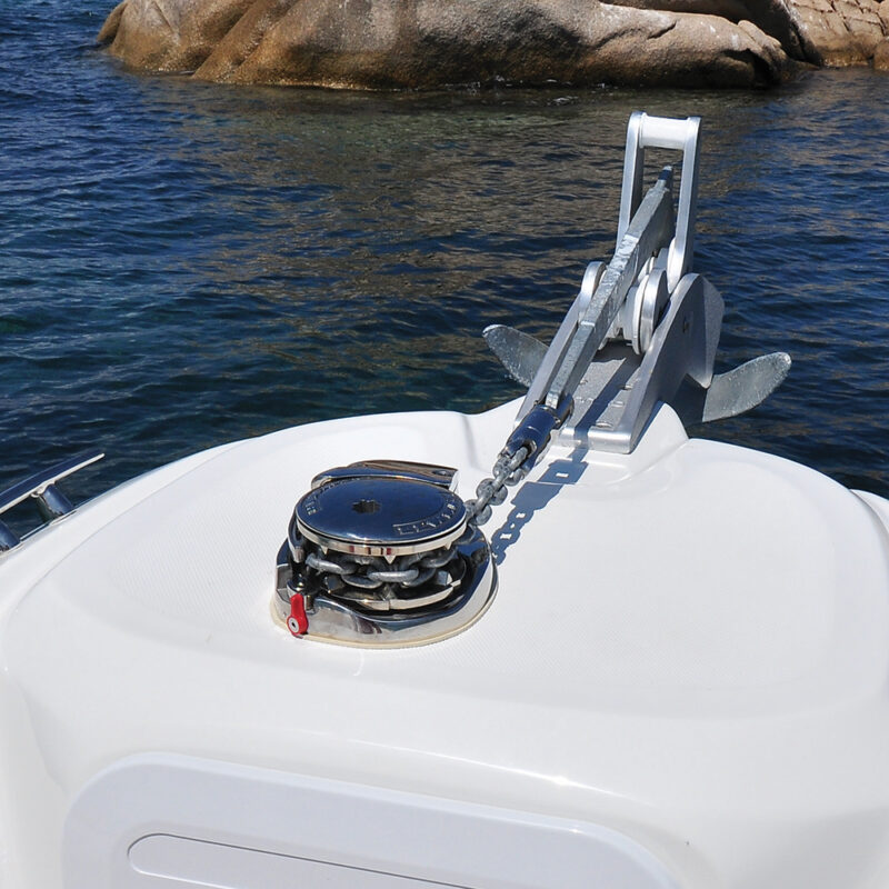 Windlass Buy Quality Anchor Windlasses at Marine Super Store