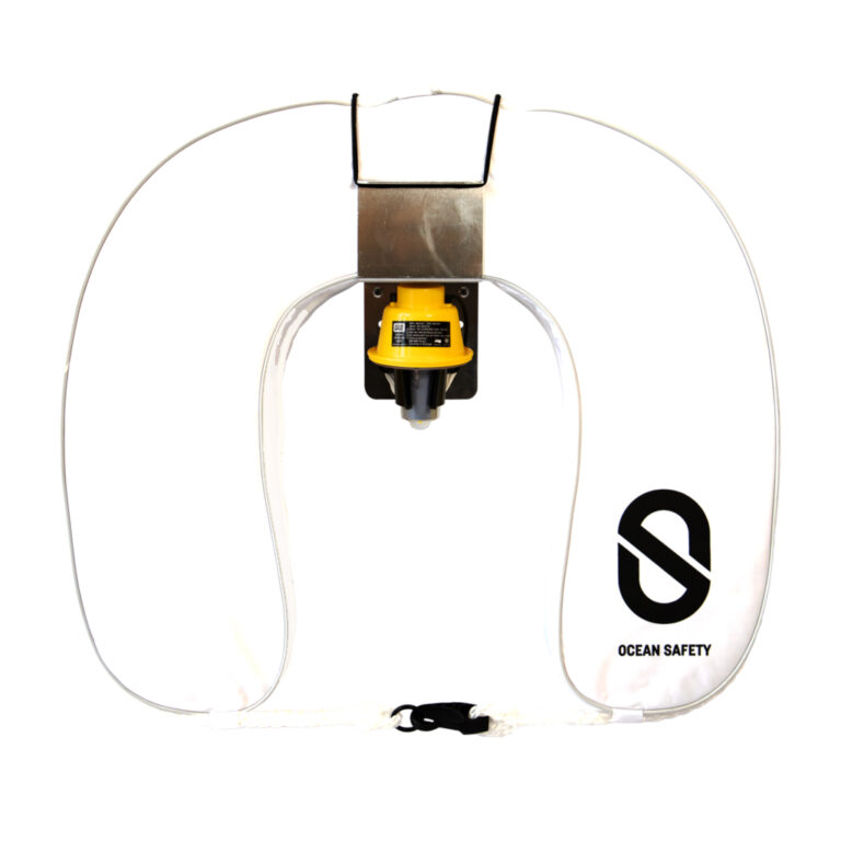 Ocean Safety Horseshoe Set with Aquaspec Light - White