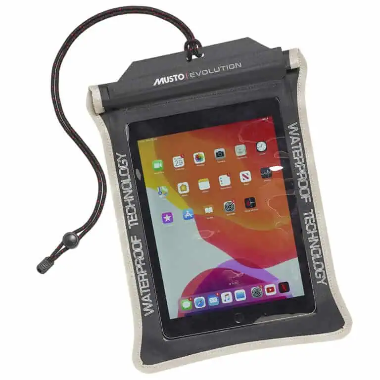 Musto Evolution Waterproof Tablet Case 2.0 - Image