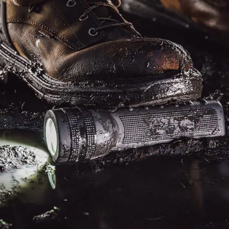 Coast GX40R Waterproof Rechargeable Focusing Torch, 3000 lumens - Image