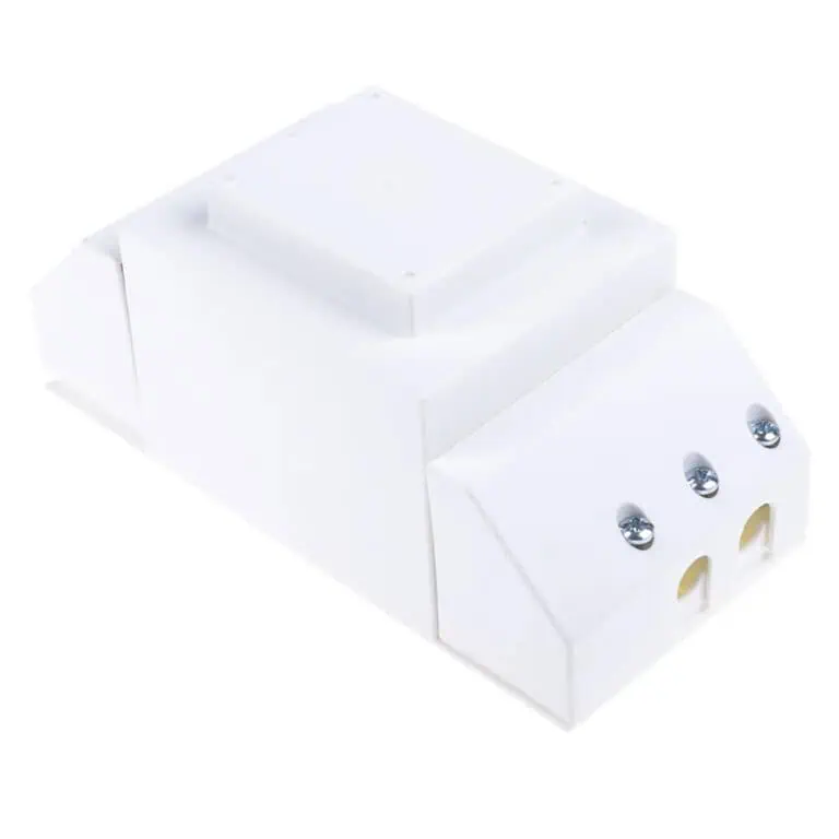 RS Components Block 390VA Enclosed AutoTransformer - Image