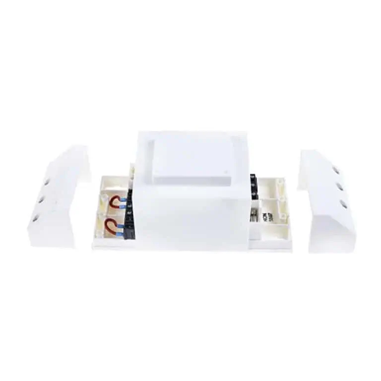 RS Components Block 390VA Enclosed AutoTransformer - Image